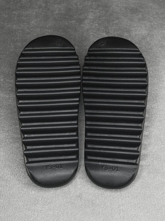YEEZY SLIDE YZY YS-01 BLACK SIZE 10 (SAME DAY SHIPPING) main image 5